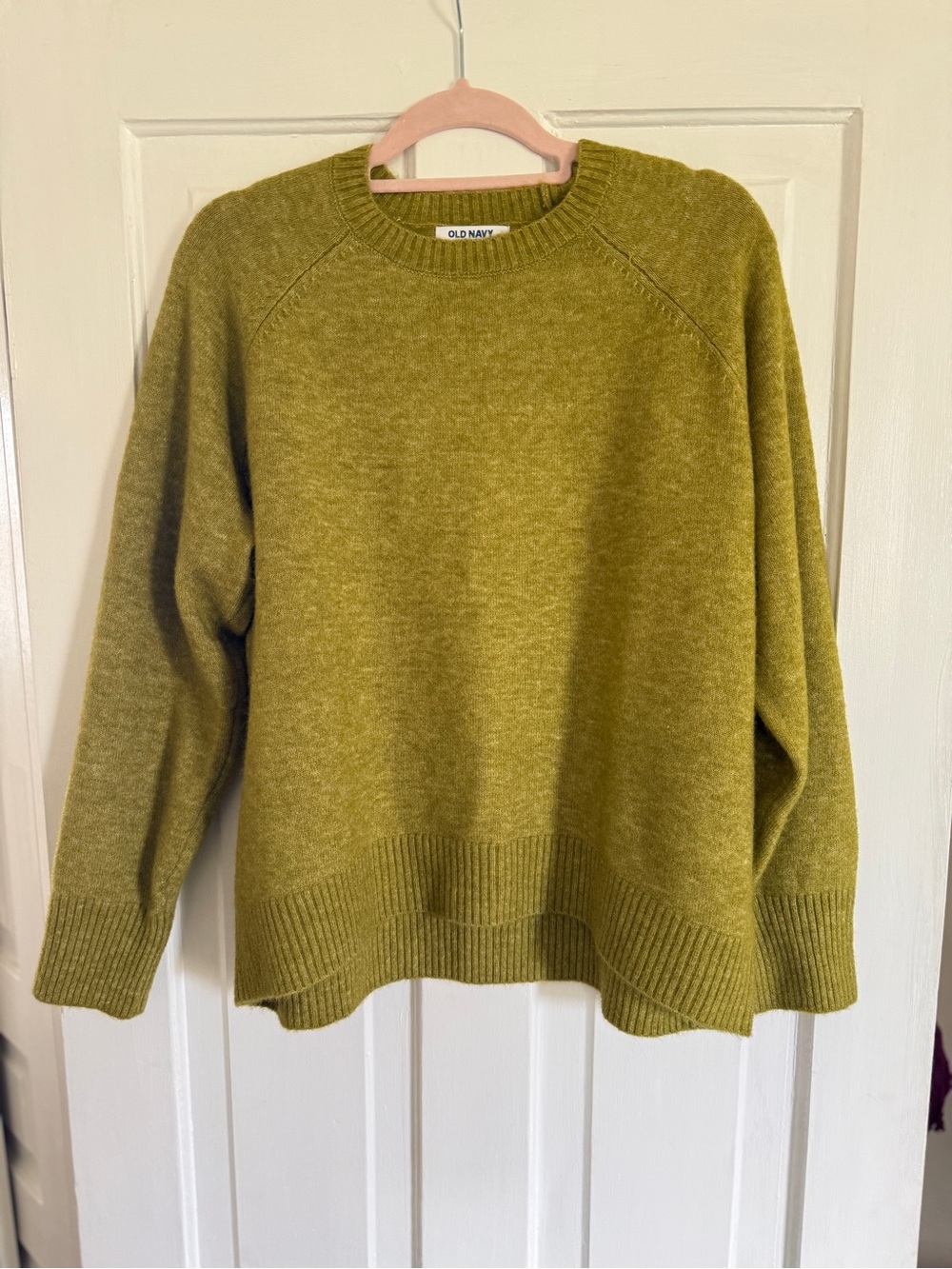 Old Navy Chartreuse Olive Green Crewneck So Soft Cashmere-Like Crewneck Sweater